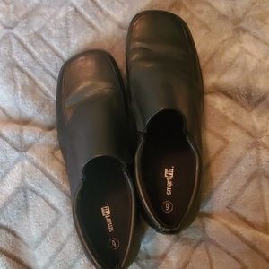 Mens dress shoes